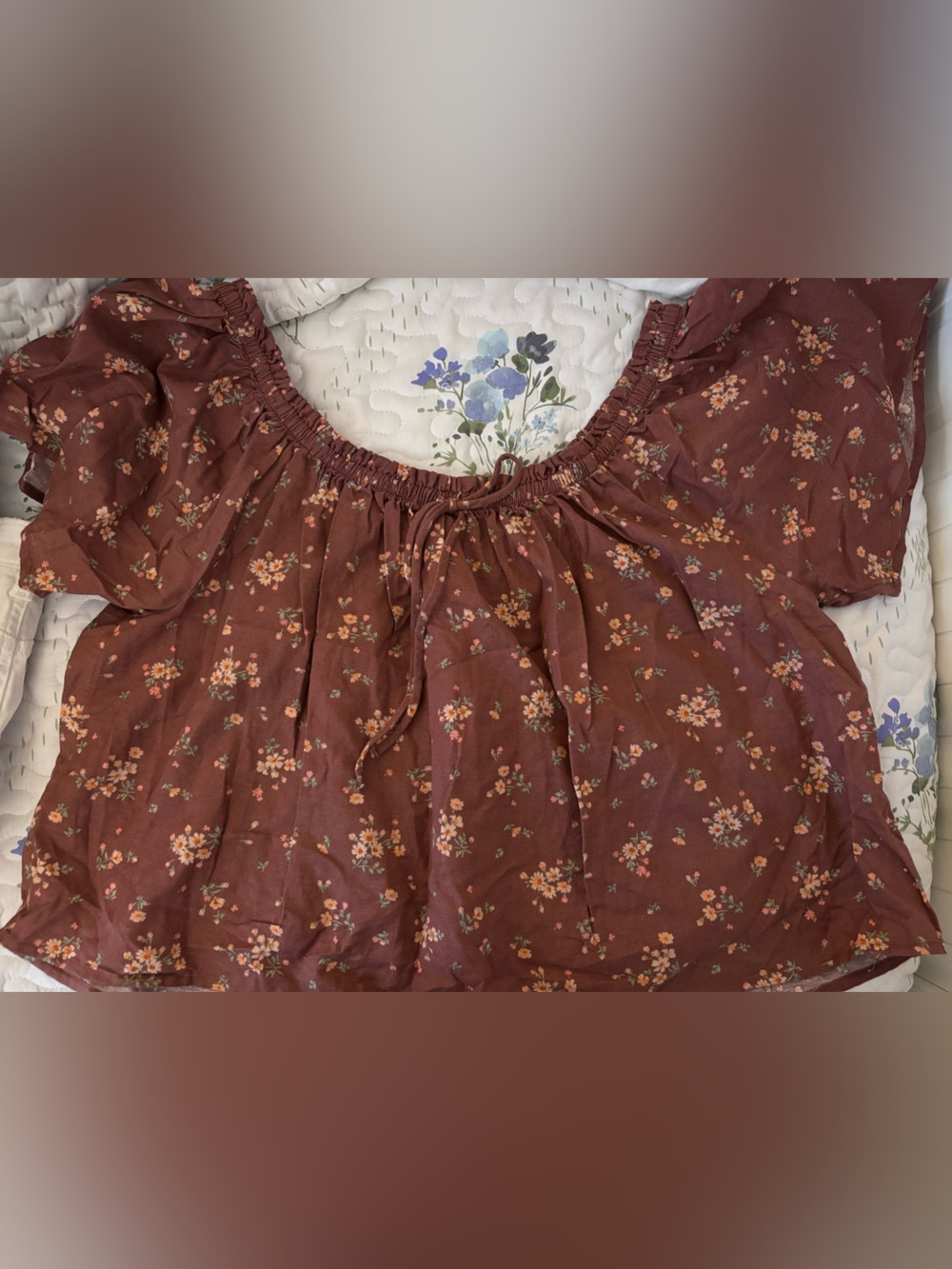 American Eagle Outfitters Off the shoulder Floral tops